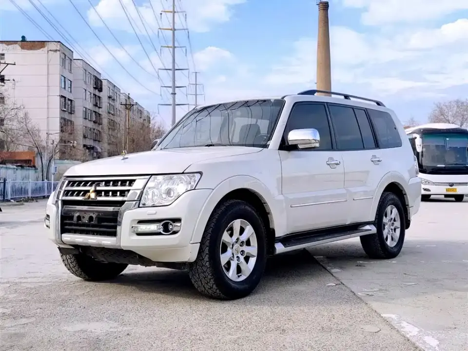 Mitsubishi Pajero (Import) Collector's Edition 3.0L Auto Premium Off-road 2020