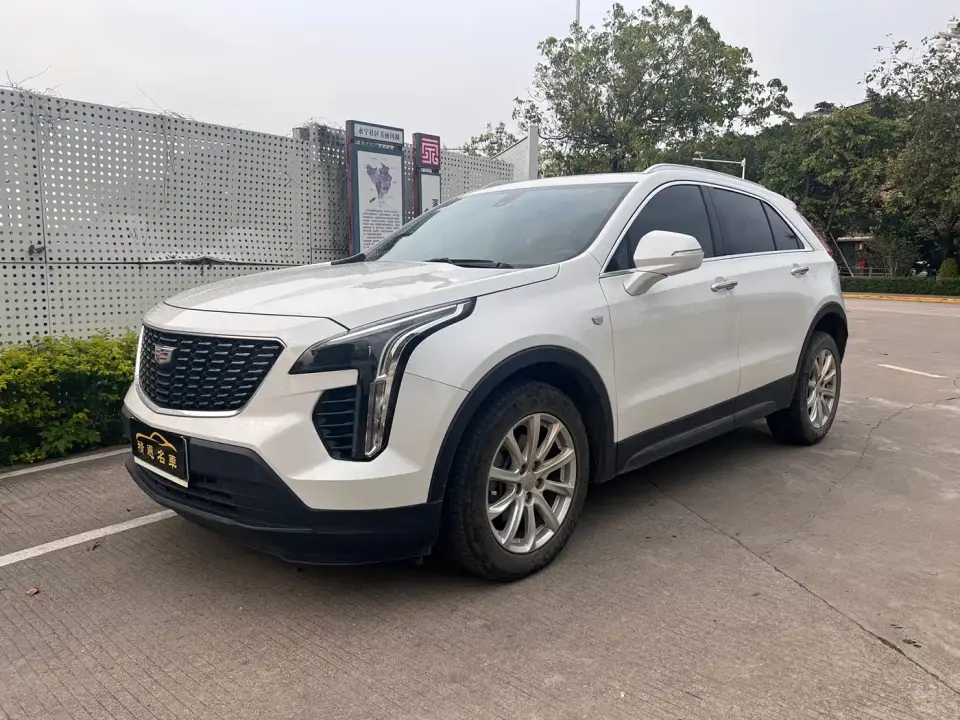 Cadillac XT4 28T FWD Technology Edition 2021