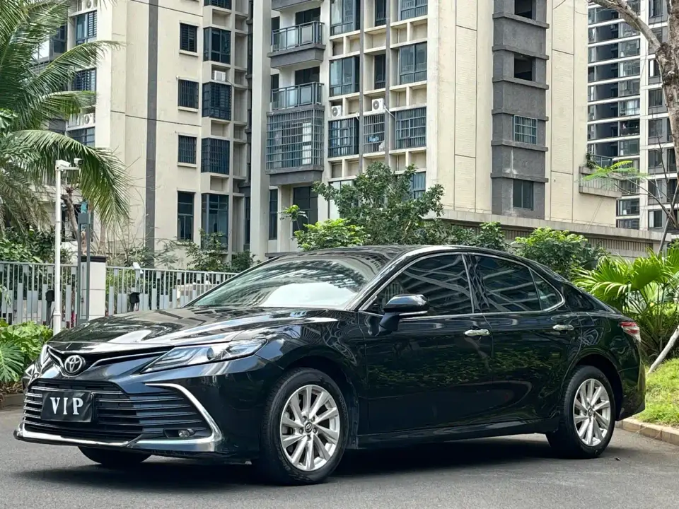 Toyota Camry 2.0G Luxury Edition 2023