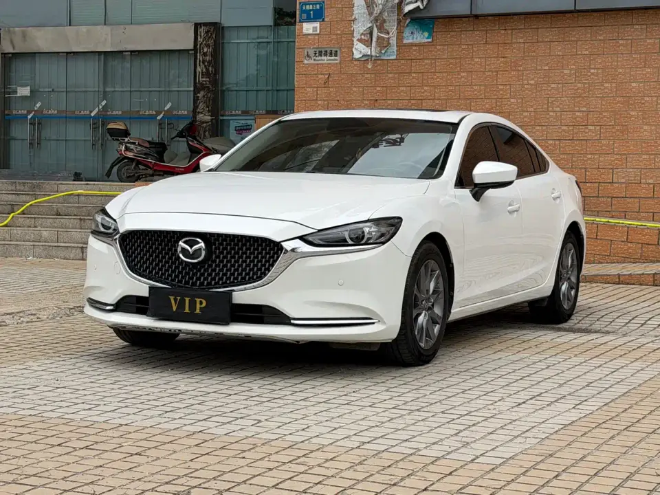 Mazda Atenza 2.0L Skyactiv Luxury 2020
