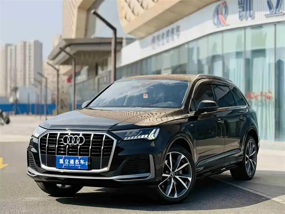 Audi Q7 55 TFSI quattro S line Sport 2022