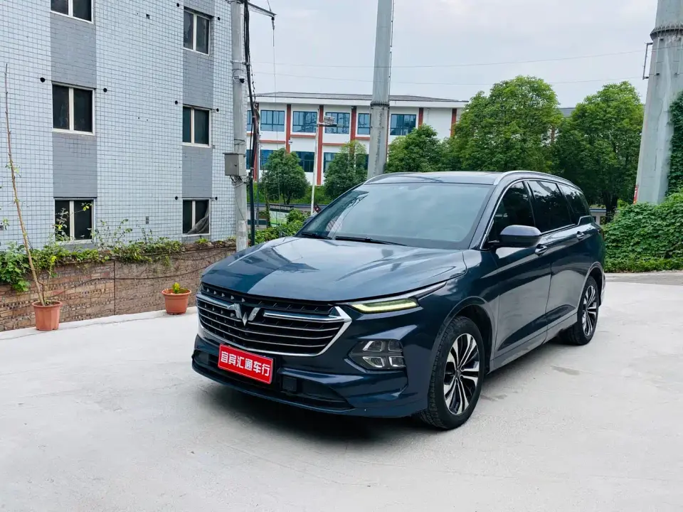 Wuling Motors Wuling Victory Model 1.5T CVT Flagship First Class 2021
