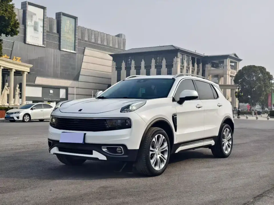 Lynk & Co 01 2.0T 2WD Pro Edition China V 2020