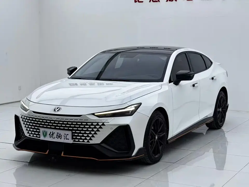 Changan UNI-V 2.0T Sharp Speed Edition 2023