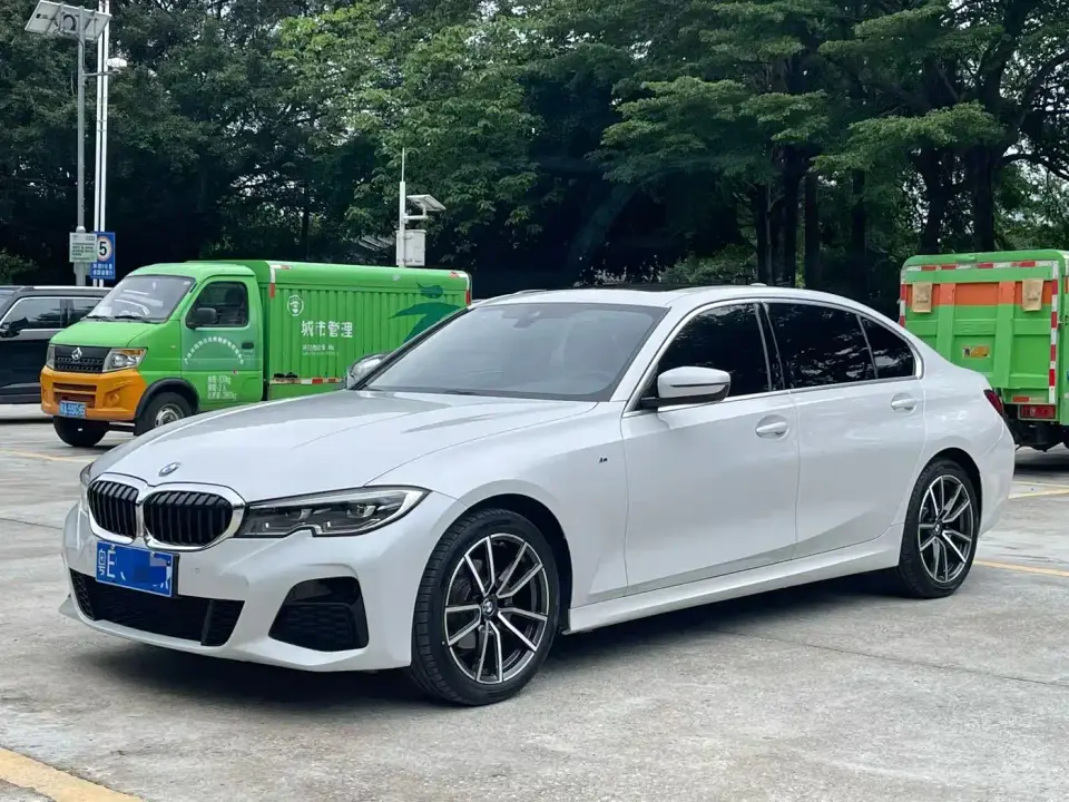 BMW 3 Series 325Li M Sport Package 2022