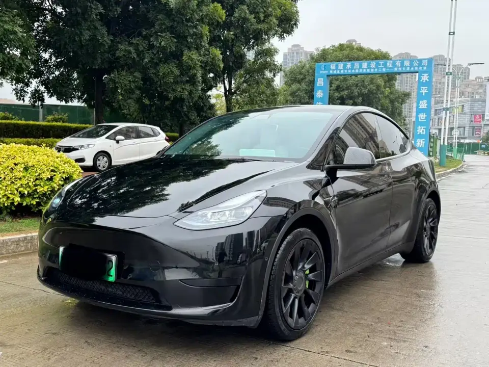 Tesla Model Y Facelift Rear-Wheel Drive Version 2023