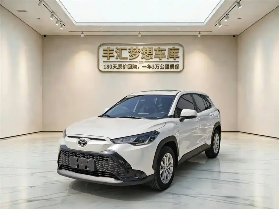 Toyota Frontlander 2.0L CVT Leading Edition 2025