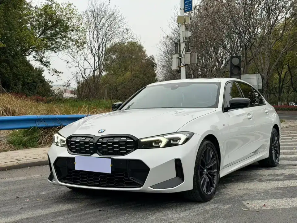 BMW 3 Series 325Li M Sport Black Night Package 2023