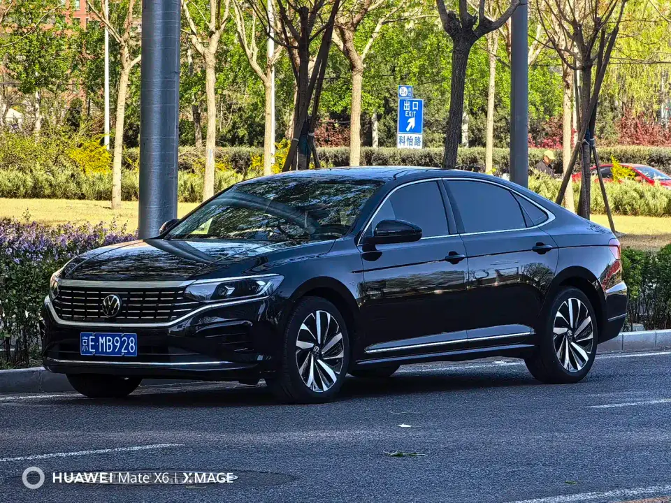 Volkswagen Passat 330TSI Elite Edition 2022