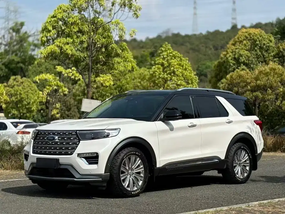 Ford Explorer EcoBoost 285 AWD Titanium Edition 7-Seater 2022