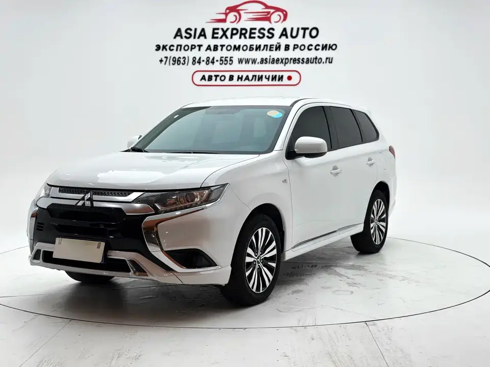 Mitsubishi Outlander 2.0L 2WD Smooth Ride Version 5-Seater 2022