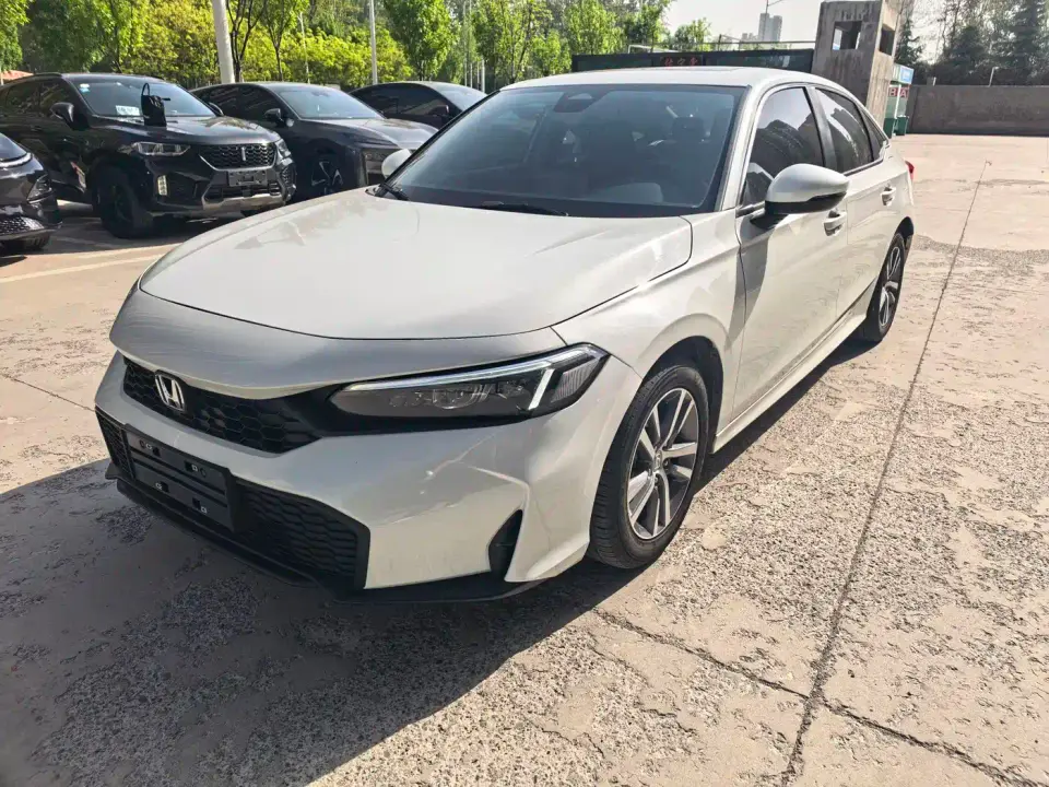 Honda Civic 240TURBO CVT Smart Fun Plus 2025