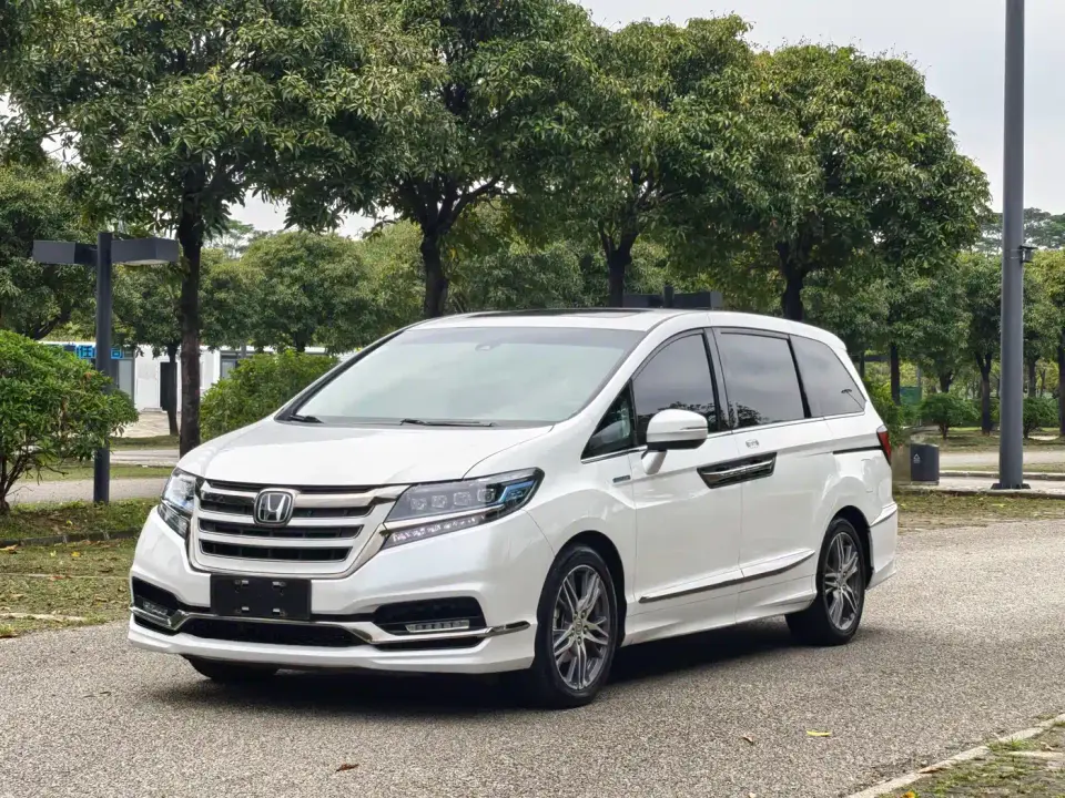 Honda Elysion 2.0L Hybrid Luxury Edition 2021