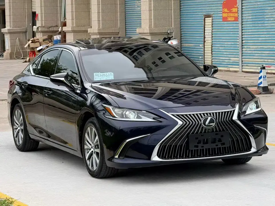 Lexus ES 200 Excellence 2020