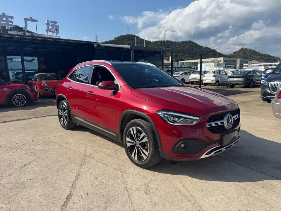 Mercedes-Benz GLA-Class GLA 200 2021