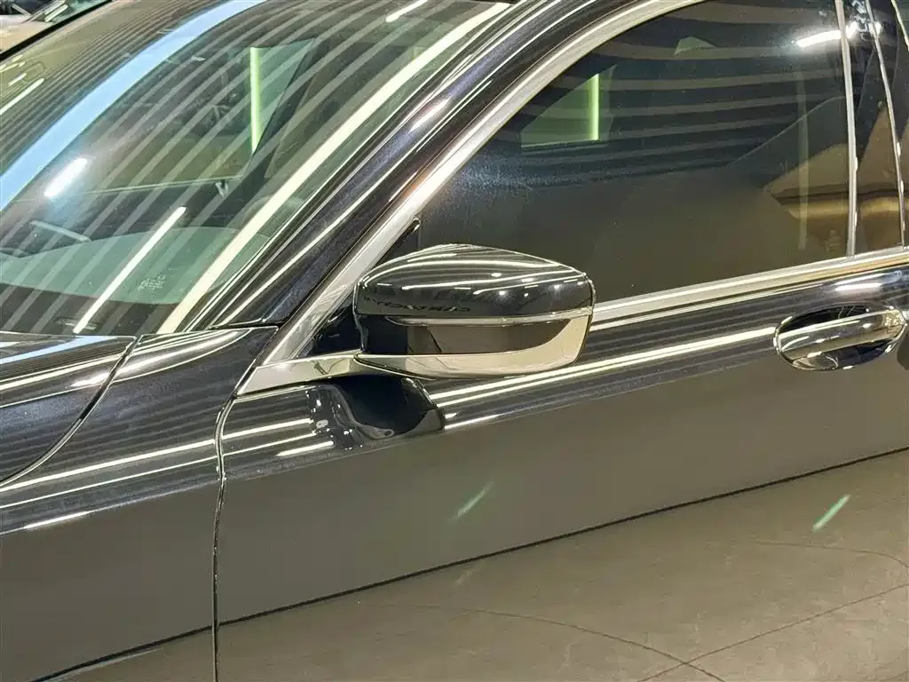 BMW 7 Series 730Li Luxury Package 2020 — фото 12