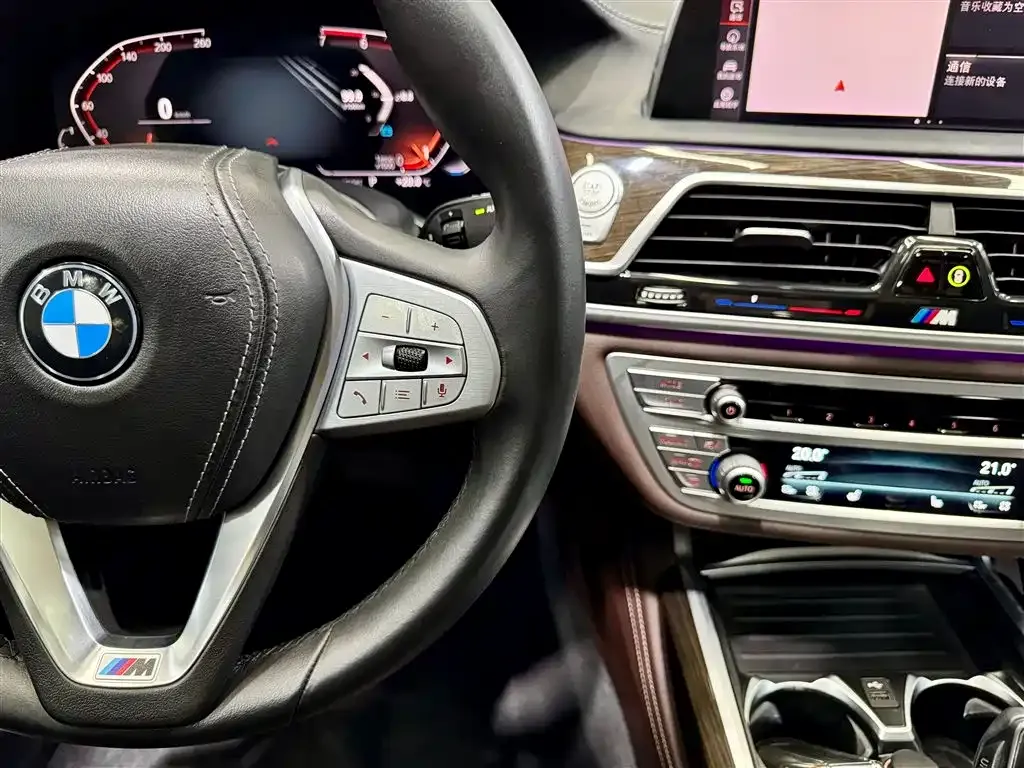 BMW 7 Series 730Li Luxury Package 2020 — фото 21