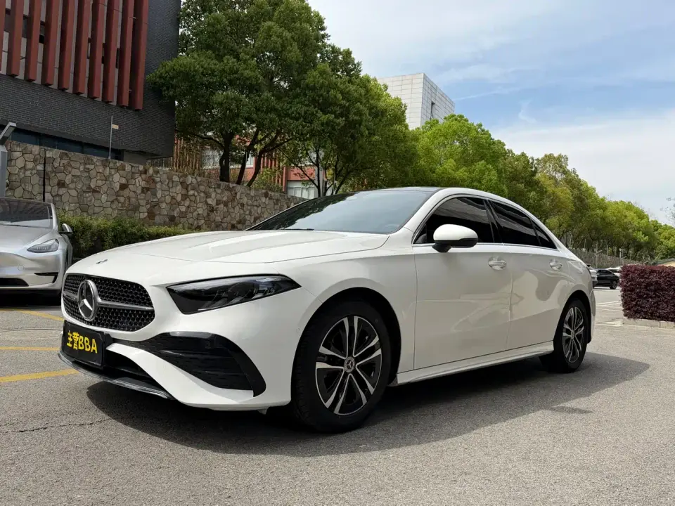Mercedes-Benz A-Class A 200 L Dynamic 2023