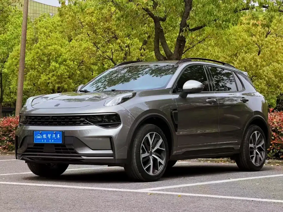 Lynk & Co 01 EM-P 1.5TD PHEV Plus 2022