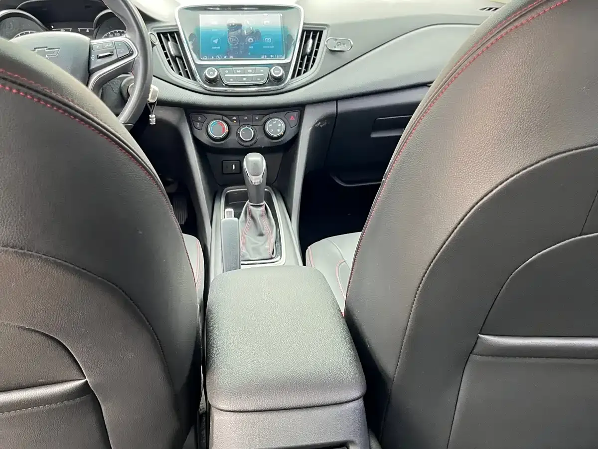 Chevrolet Monza Mild Hybrid Redline 320T Dual-Clutch Refreshing Edition 2021 — фото 12