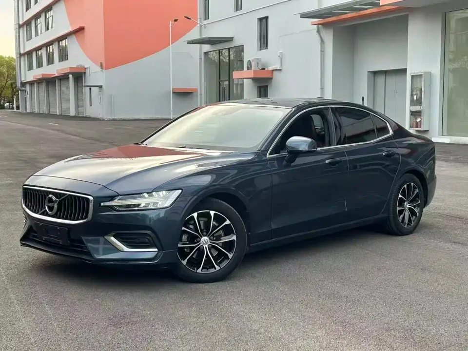 Volvo S60 T4 Smart Elite Luxury 2021