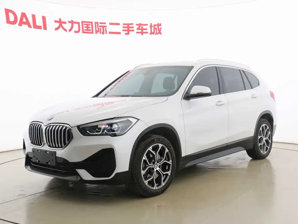 BMW X1 sDrive25Li Leading 2021