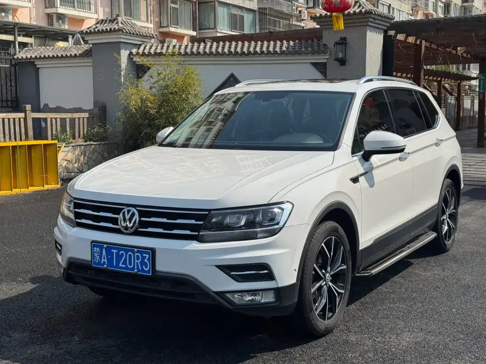 Volkswagen Tiguan L 330TSI Automatic 2WD Smart Luxury Edition China VI 2020