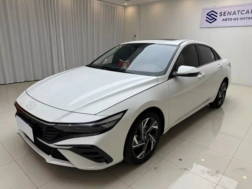 Hyundai Elantra Model 1.5L CVT LUX Premium Edition 2023