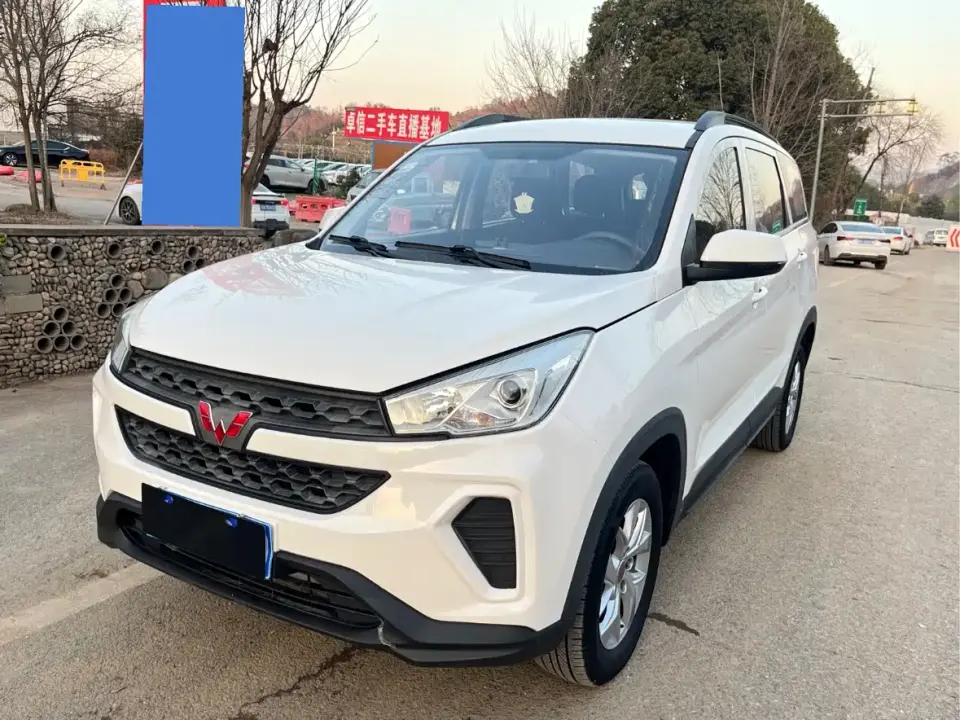 Wuling Motors Wuling Hongguang S3 1.5L Manual Comfort Model China VI 2021