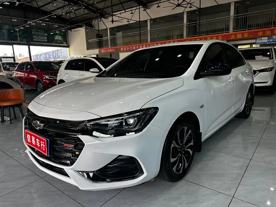 Chevrolet Monza RS 330T Auto Smooth Edition China VI 2020