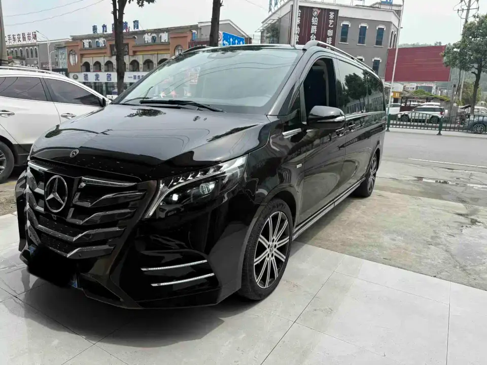 Mercedes-Benz V-Class V 260 L Long Wheelbase Luxury Edition 2023