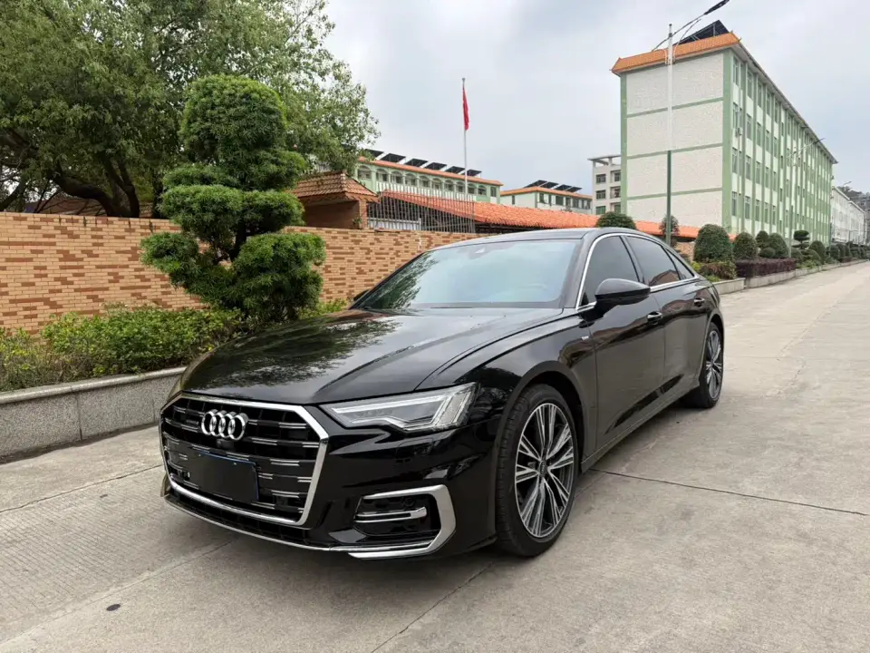 Audi A6L 45 TFSI quattro Premium Dynamic 2025