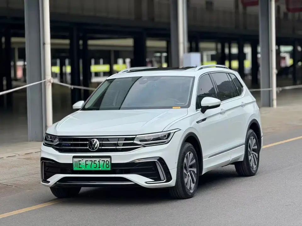 Volkswagen Tiguan L PHEV 430PHEV Plug-in Hybrid Premium 2023