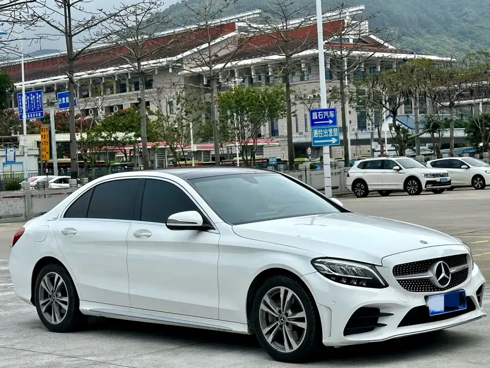 Mercedes-Benz C-Class Facelift C 200 L Fashion 2020