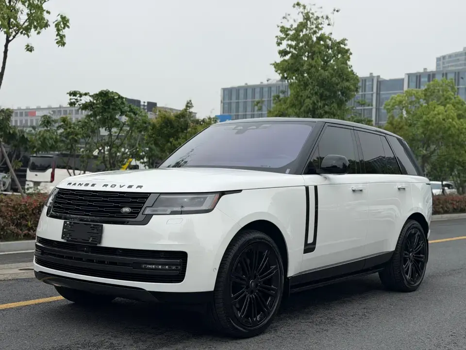 Land Rover Range Rover 3.0 L6 360PS Golden Age Edition 2023