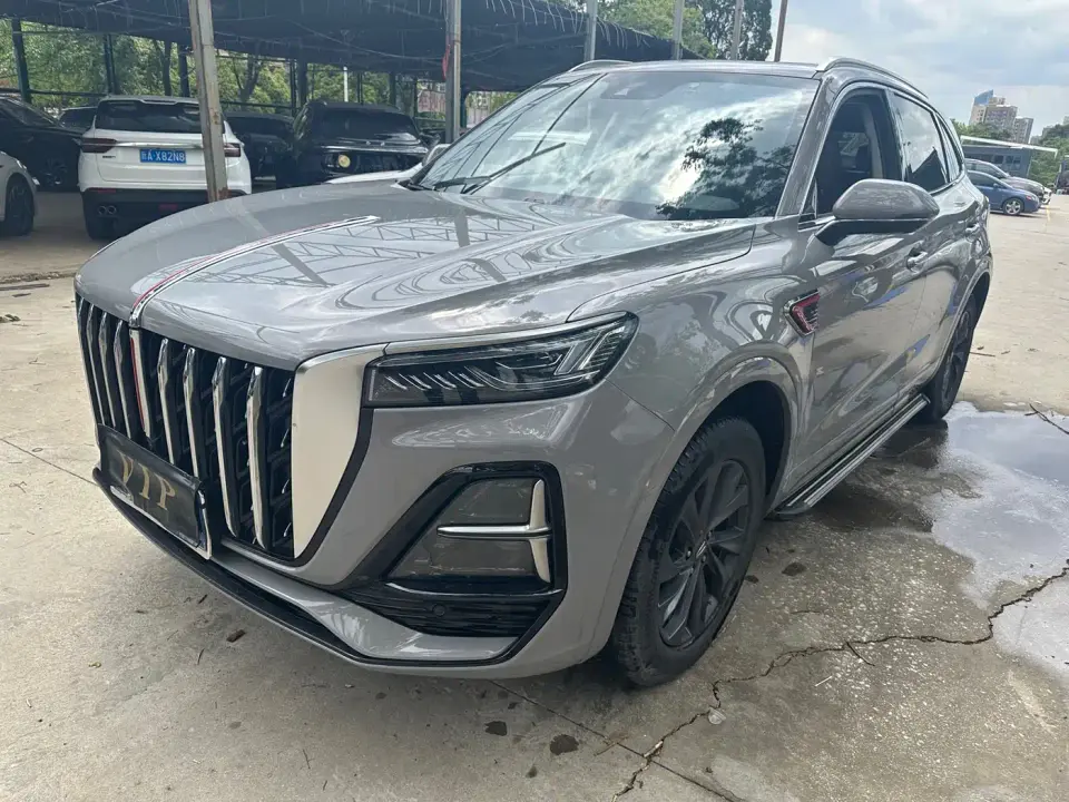 Hongqi HS5 2.0T Flag Enjoy Pro Edition 2023