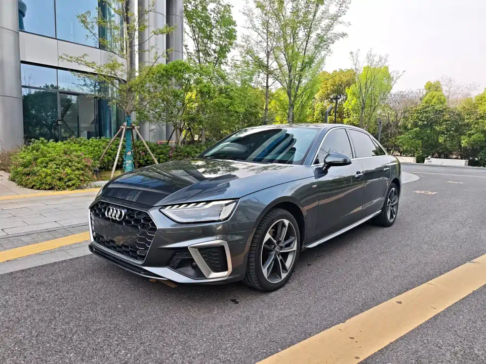 Audi A4L 40 TFSI Fashion Dynamic Edition 2021