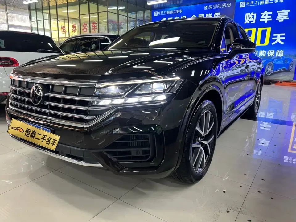 Volkswagen Touareg 3.0TSI R-Line Classic Sport Package 2021