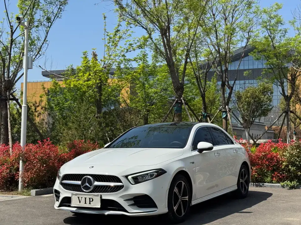Mercedes-Benz A-Class Facelift III A 200 L Sport Sedan Fashion 2023