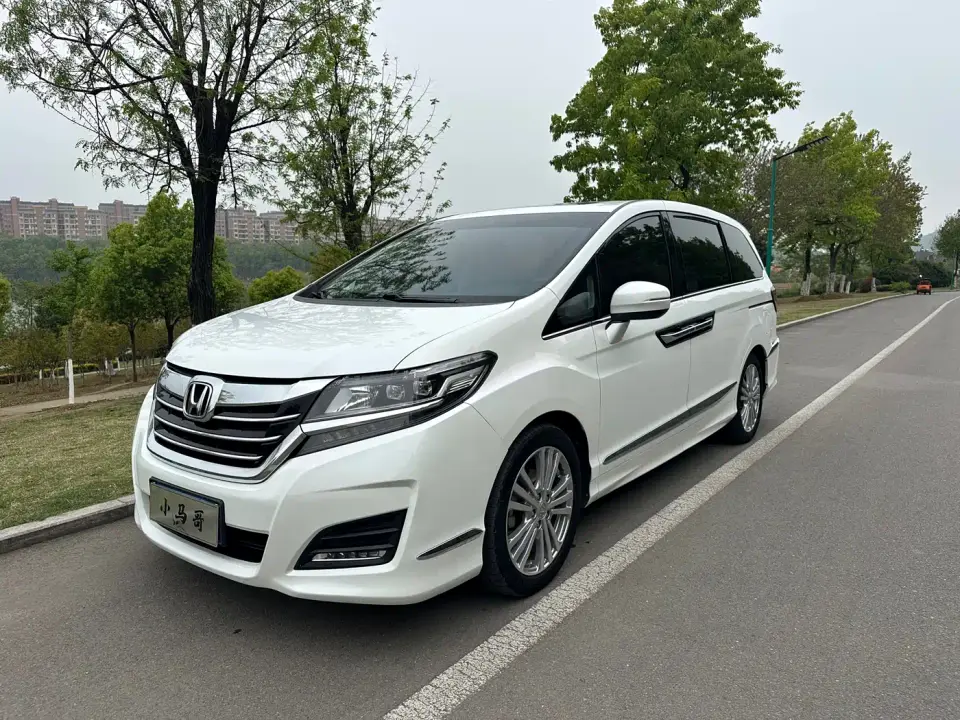 Honda Elysion 2.4L Fashion Edition 2019