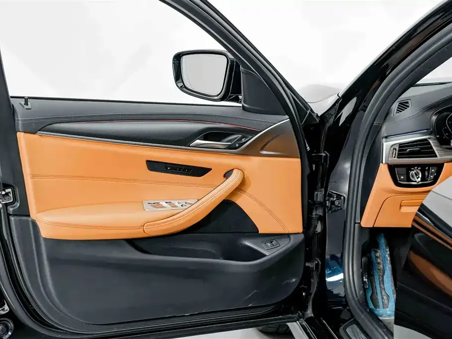 BMW 5 Series (Import) Facelift 525i M Sport Package 2023 — фото 15