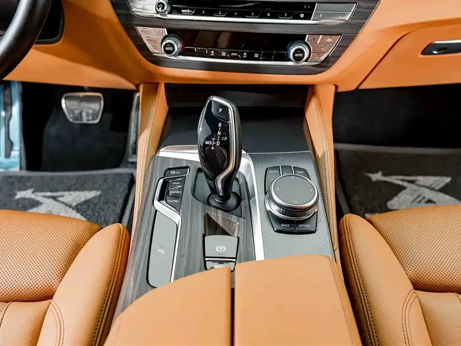 BMW 5 Series (Import) Facelift 525i M Sport Package 2023 — фото 12