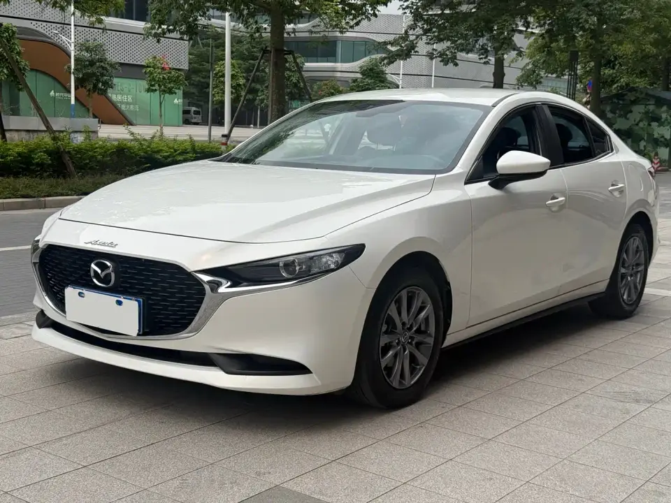 Mazda Mazda3 Axela 2.0L Automatic Quality Edition 2022