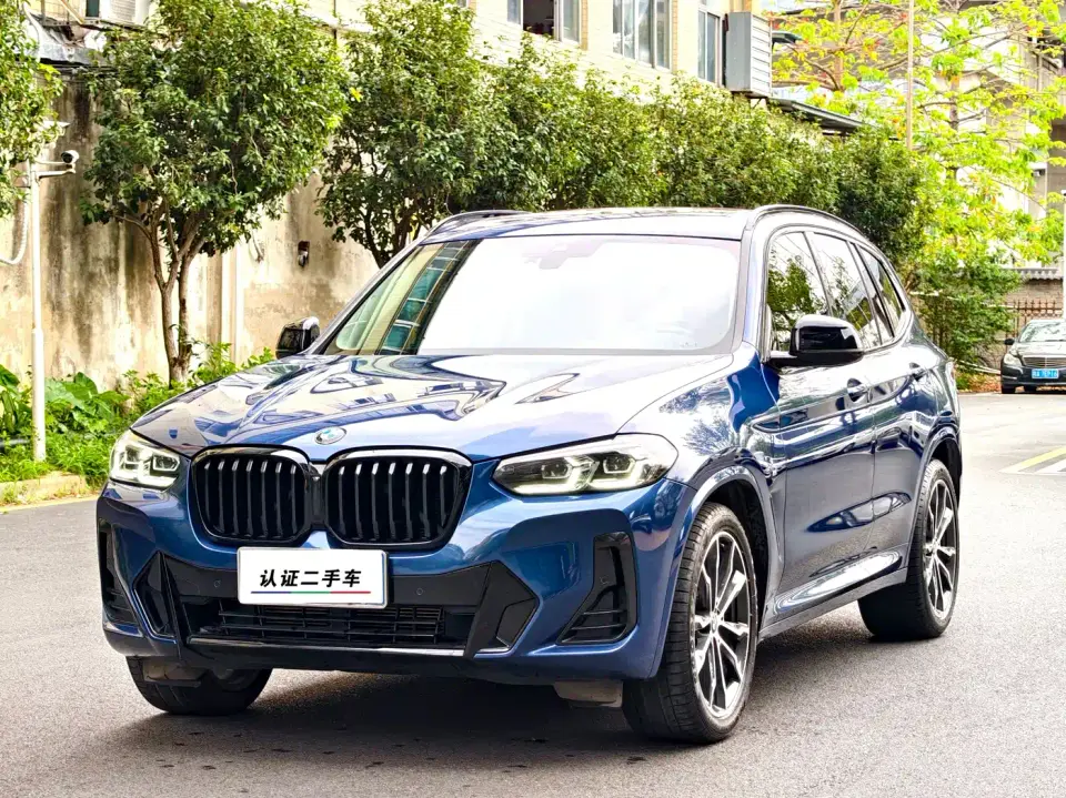 BMW X3 xDrive30i Leading M Night Package 2022