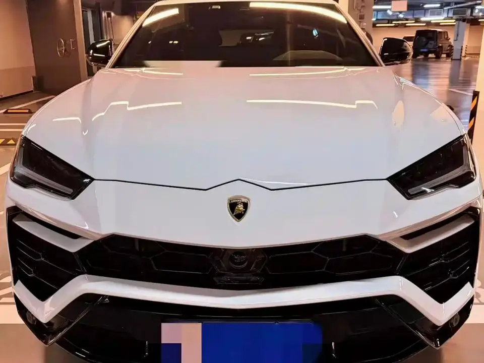 Lamborghini Urus 4.0T V8 2022