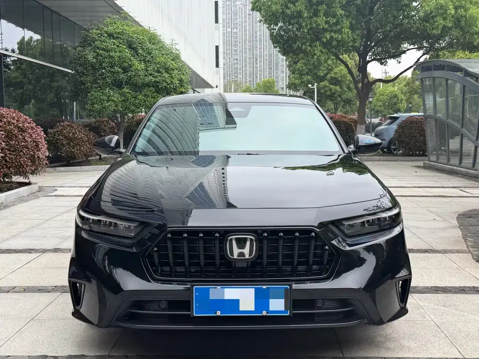 Honda Inspire 260TURBO Elite Edition 2025