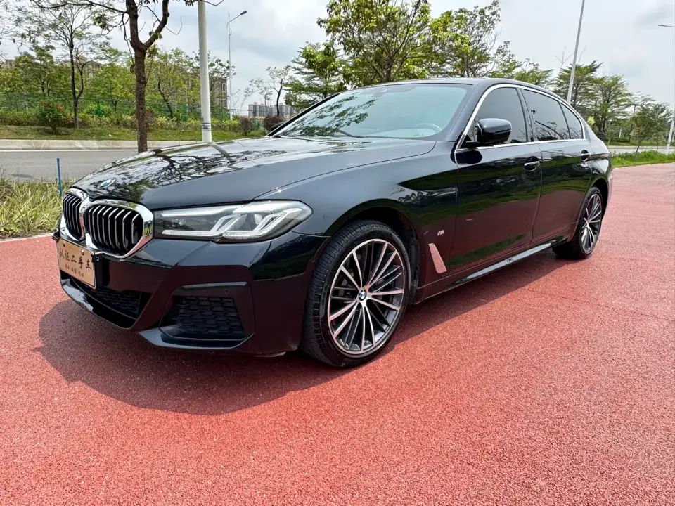 BMW 5 Series 530Li Leading M Sport Package 2024