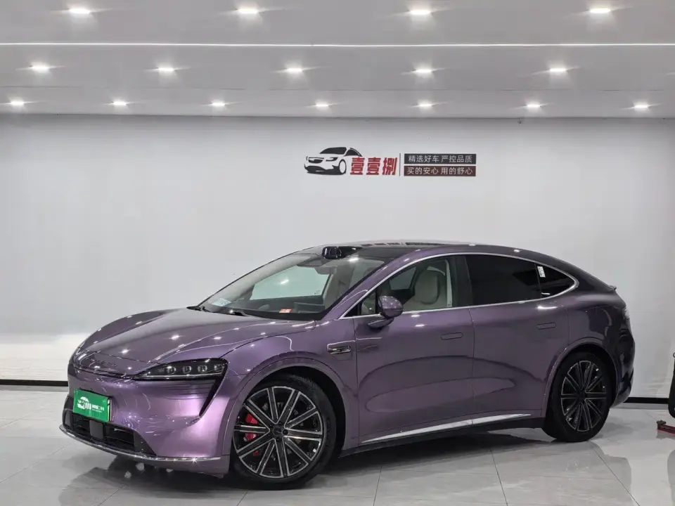 Zhijie Luxeed R7 Extended Range 331km Ultra 2025