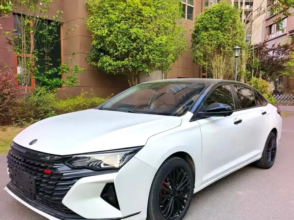 Dongfeng Aeolus Yixuan MAX 1.5T Super Cool Dad Edition 2021