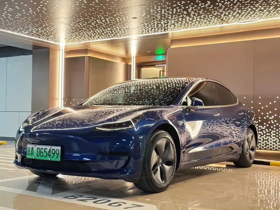 Tesla Model 3 Standard Range Rear-Wheel Drive Upgrade 2020
